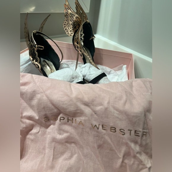 Sophia Webster Sleek black suede sandal with rose gold ankle strap - Picture 4 of 9